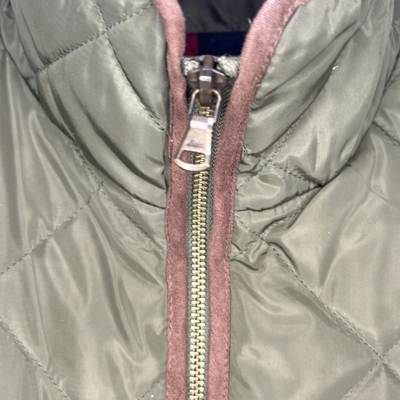 Quilted Vest size Medium - Picture 2 of 6